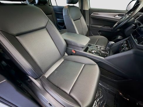 Used 2019 Volkswagen Atlas SEL R-Line FWD image 16