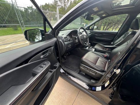 Used 2017 Honda Ridgeline Black Edition image 30