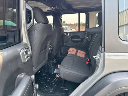 Used 2020 Jeep Wrangler Unlimited Sport AWD/4WD image 31