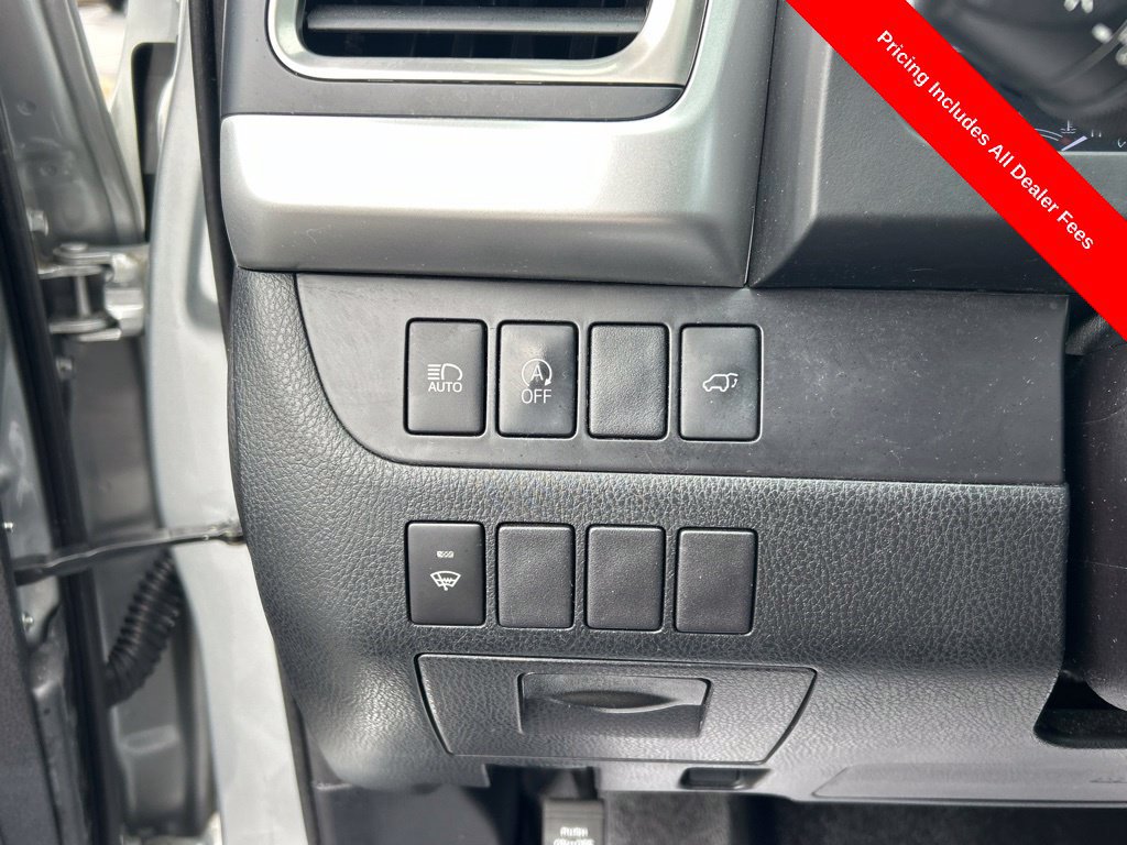 Used 2018 Toyota Highlander XLE AWD/4WD image 7