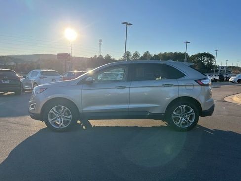 Used 2018 Ford Edge Titanium w/ Equipment Group 301A image 4