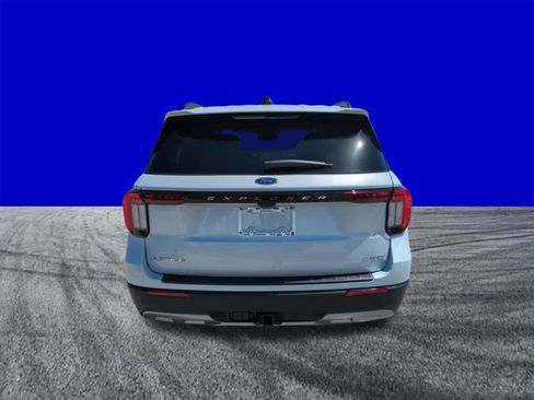 New 2026 Ford Explorer Active image 5
