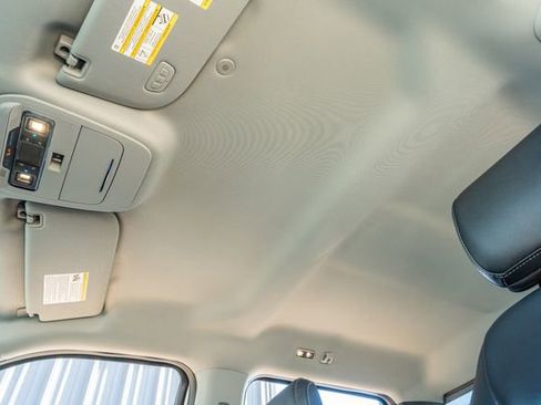 Used 2022 Ford F150 Lariat w/ Equipment Group 501A Mid image 21