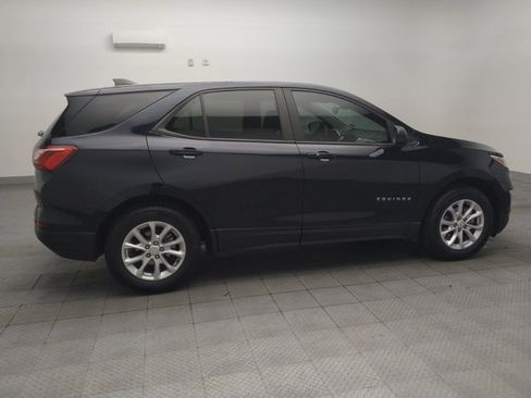 Used 2020 Chevrolet Equinox LS w/ LS Convenience Package FWD image 10