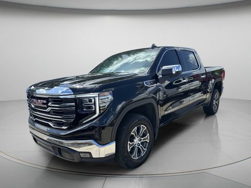 Used 2026 GMC Sierra 1500 SLT AWD/4WD image 3