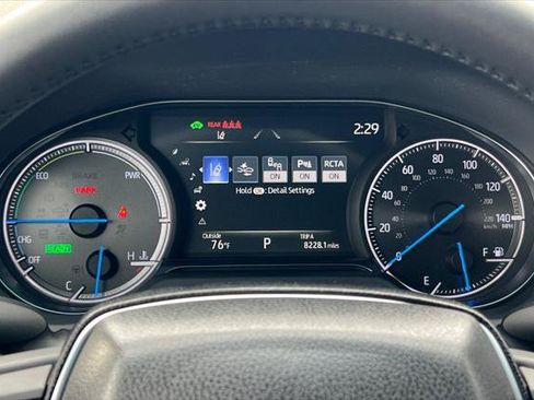 Certified 2023 Toyota Venza XLE AWD/4WD image 28
