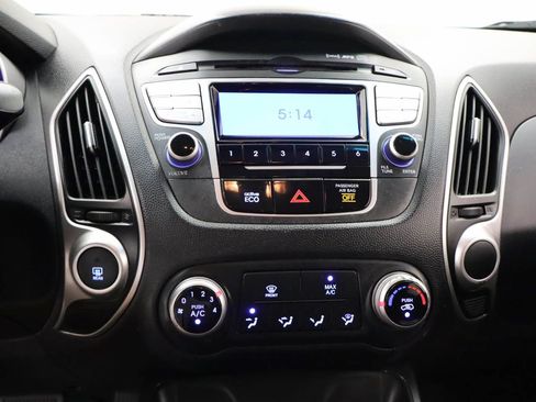 Used 2013 Hyundai Tucson GL FWD image 10