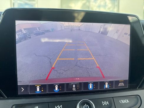 Used 2019 Chevrolet Blazer LT w/ Sun and Wheels Package FWD image 32