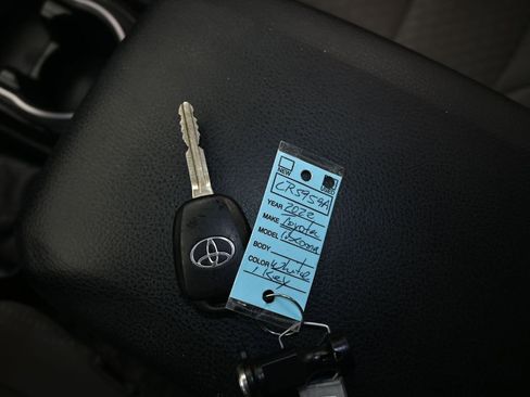 Used 2022 Toyota Tacoma 2WD Double Cab image 16