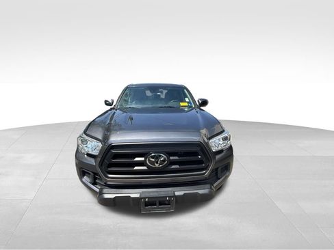 Used 2023 Toyota Tacoma SR AWD/4WD image 2