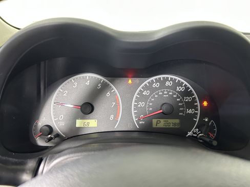 Used 2013 Toyota Corolla LE FWD image 14