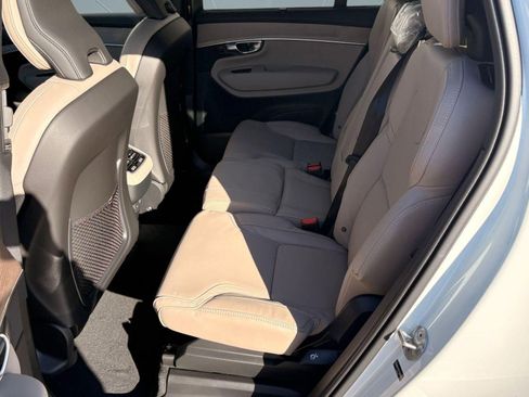 New 2026 Volvo XC90 B6 Ultra w/ Protection Package AWD/4WD image 14