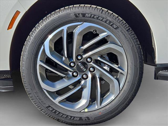 New 2027 Lincoln Navigator Premiere AWD/4WD image 10