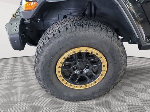 Used 2022 Jeep Wrangler Unlimited Rubicon w/ Xtreme Recon 35" Tire Package AWD/4WD image 9