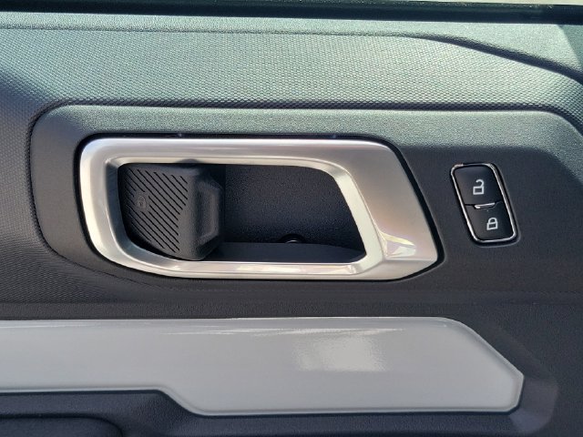 New 2026 Ford Bronco 2-Door AWD/4WD image 9