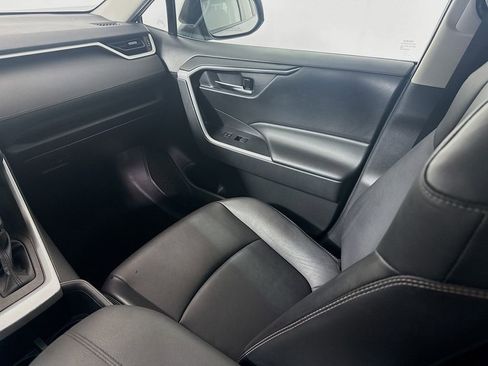 Certified 2022 Toyota RAV4 XLE Premium image 21