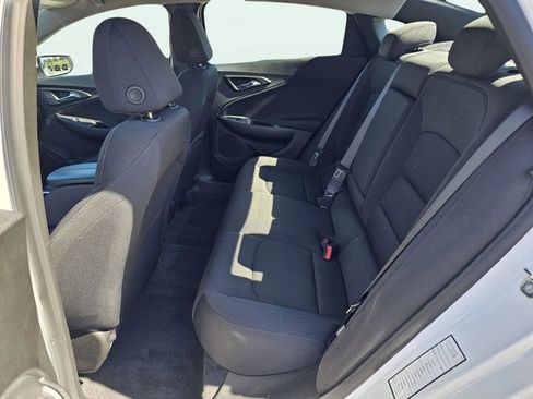 Used 2024 Chevrolet Malibu LT image 30