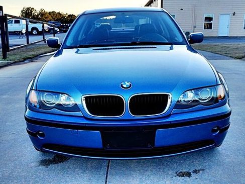 Used 2002 BMW 325i Sedan image 10