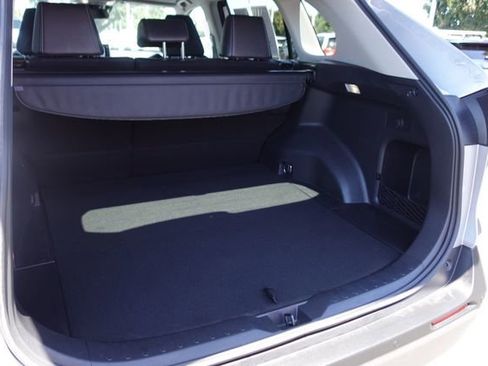 Certified 2022 Toyota RAV4 Limited FWD image 32