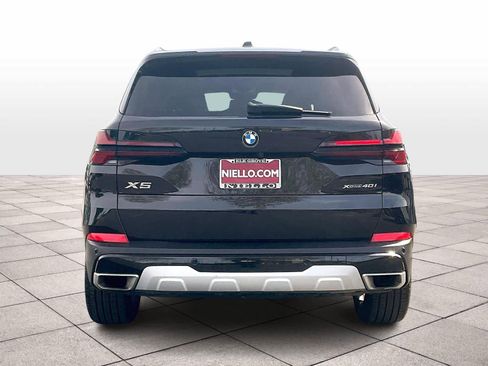 Used 2024 BMW X5 xDrive40i AWD/4WD image 6