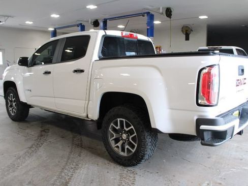 Used 2022 GMC Canyon AT4 w/ Trailering Package AWD/4WD image 8