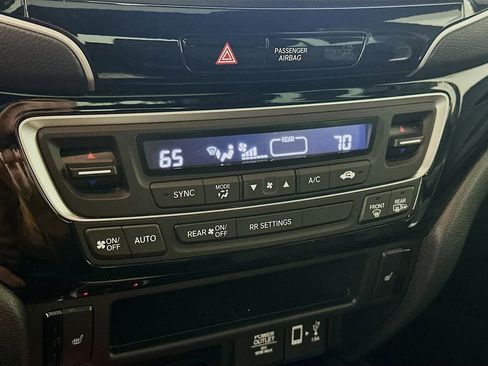 Used 2022 Honda Ridgeline Black Edition image 22