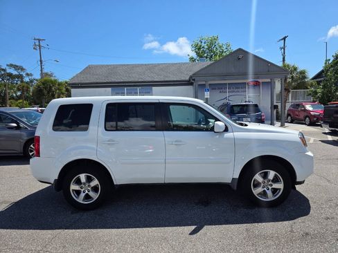 Used 2011 Honda Pilot EX-L image 3