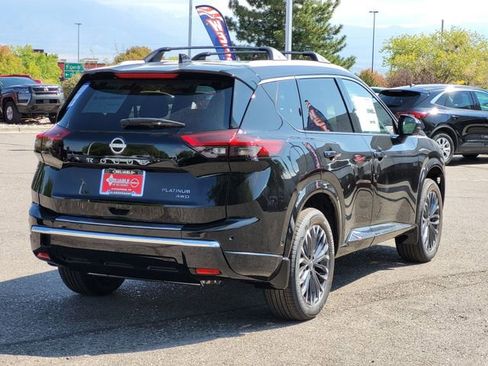 New 2026 Nissan Rogue Platinum w/ Platinum Premium Package image 3