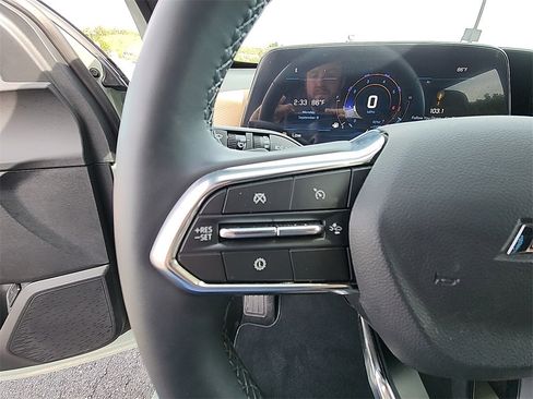 New 2026 Chevrolet Equinox ACTIV w/ Convenience Package III image 18