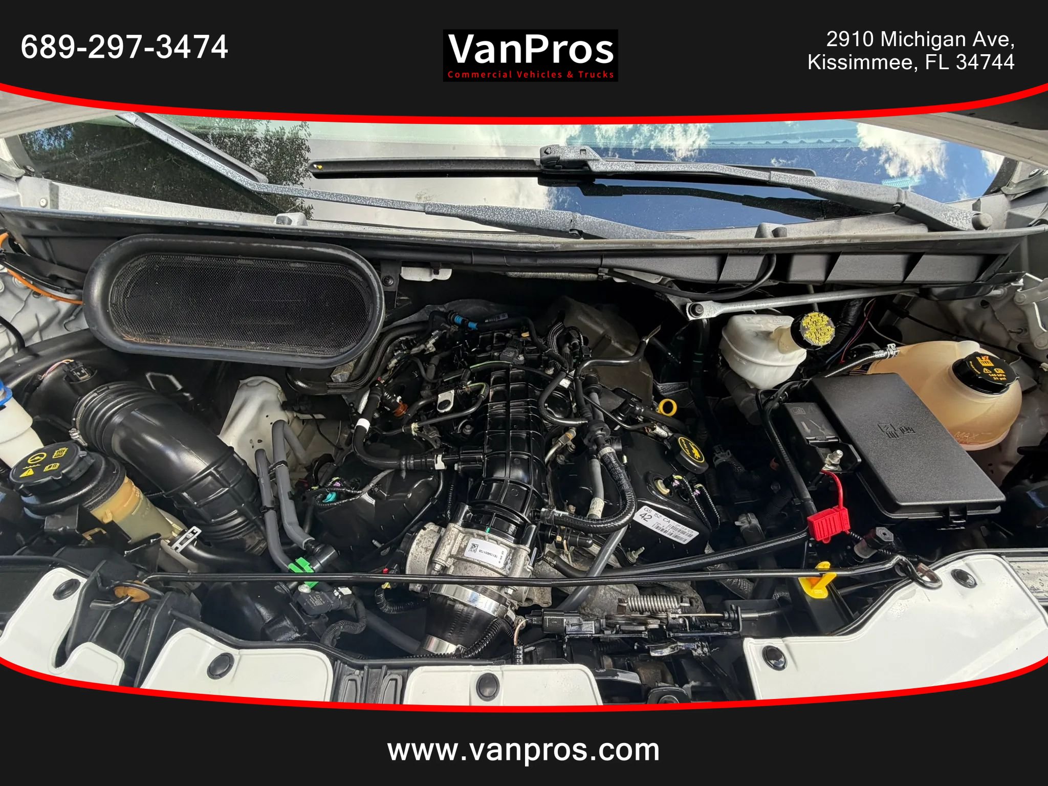 Used 2018 Ford Transit 250 148 Medium Roof RWD image 15