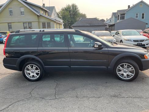 Used 2007 Volvo XC70 AWD/4WD image 4