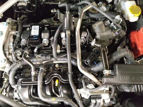 Used 2024 Nissan Sentra S image 30