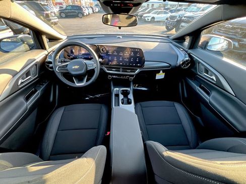 New 2026 Chevrolet Equinox EV LT w/ Comfort Package image 47