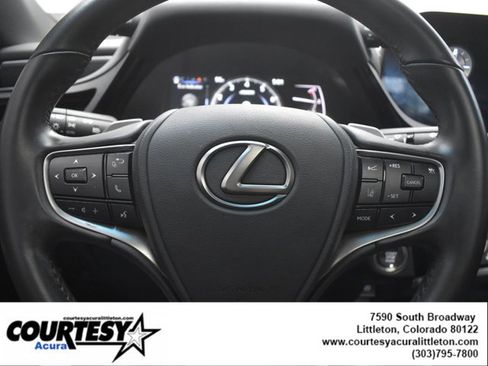 Used 2023 Lexus ES 350 w/ Accessory Package (Z2) image 9