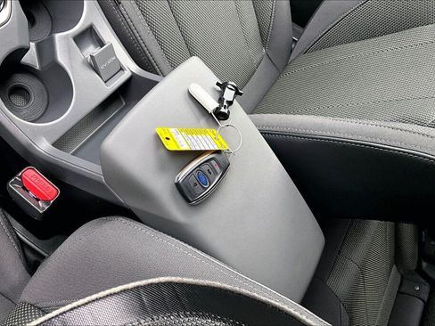 Certified 2024 Subaru Crosstrek 2.0i Premium AWD/4WD image 17
