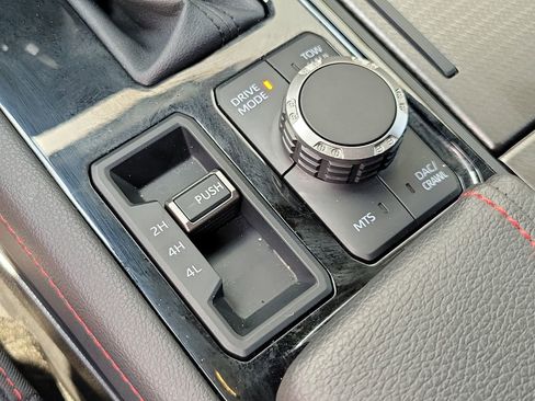 Used 2025 Toyota Sequoia TRD Pro AWD/4WD image 29