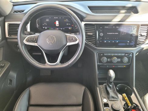 Used 2023 Volkswagen Atlas SE AWD/4WD image 19