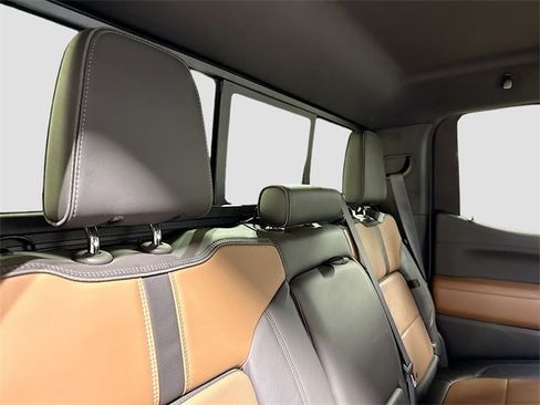 Used 2020 Chevrolet Silverado 1500 High Country w/ LPO, Dark Essentials Package image 31