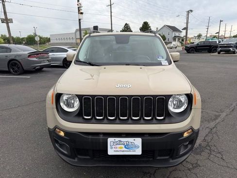 Used 2015 Jeep Renegade Latitude w/ Cold Weather Group II AWD/4WD image 2