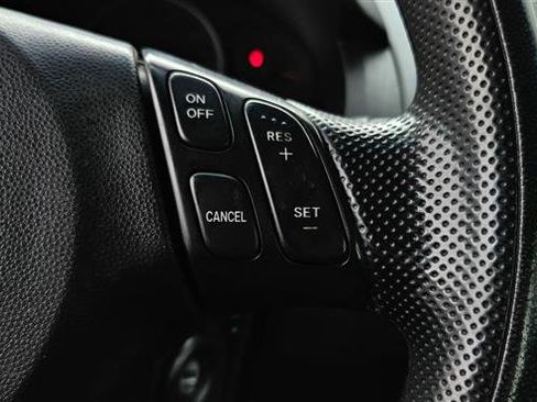 Used 2009 MAZDA MAZDA5 Sport w/ Popular Equipment Pkg image 12