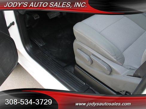 Used 2017 Chevrolet Silverado 2500 W/T image 4