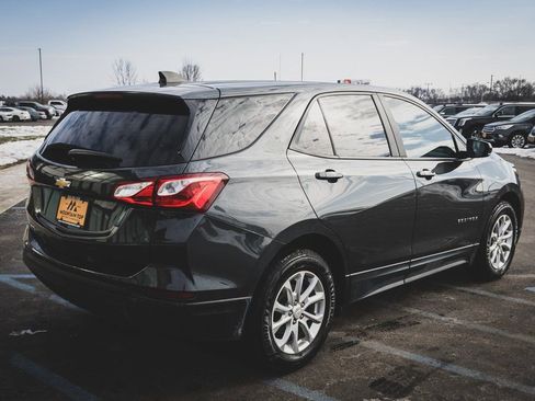 Used 2020 Chevrolet Equinox LS image 30