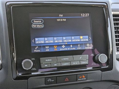 Used 2023 Nissan Frontier SV image 23