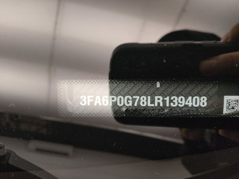 Used 2020 Ford Fusion S FWD image 33