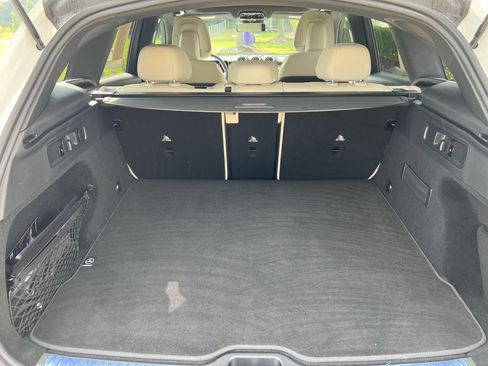 Used 2026 Mercedes-Benz GLC 300 4MATIC image 34