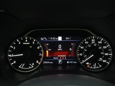 Used 2023 Nissan Maxima Platinum w/ Sport Mat Group FWD image 22