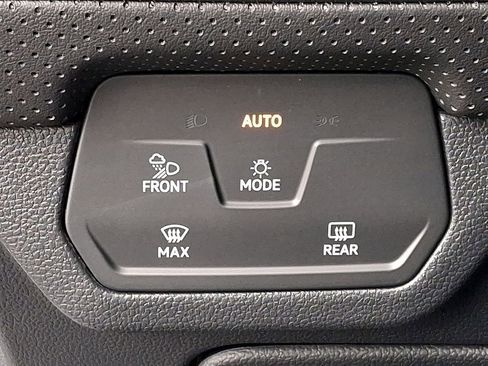 New 2026 Volkswagen Atlas SEL Premium R-Line AWD/4WD image 17