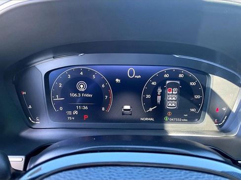 Used 2023 Honda Pilot Elite image 18