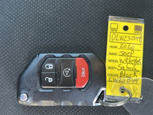 Used 2020 Jeep Wrangler Unlimited Sahara w/ Uconnect 4C Nav & Sound Group image 35