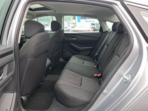 Used 2023 Honda Accord EX image 10